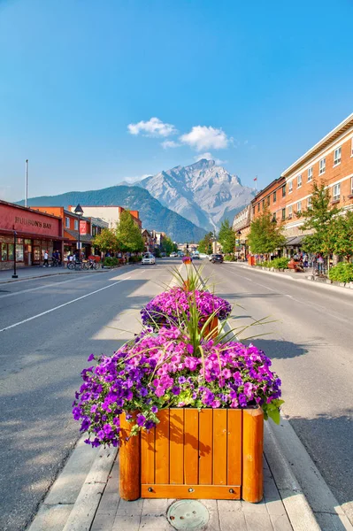 Banff Canada Aug 2018 Banff Avenue Binnen Het Nationaal Park — Stockfoto