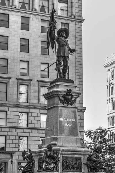 Montreal Kanada Sie 2012 Maisonneuve Pomnik Poświęcony 1895 Place Armes — Zdjęcie stockowe