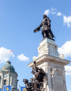 Anıt, Samuel de 1898 Quebec kurucusu anısına dikilen Champlain. İkonik heykel Simgesel Yapı eski Quebec City Dufferin terasta yer alan.