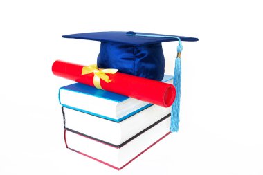 Beyaz Backgroun İzole Kitaplar Da Diploma ile Mezuniyet Cap