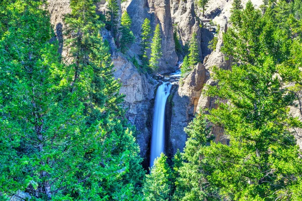 Tower Fall in Yellowstone Ulusal Parkı, Wyoming, ABD — Stok fotoğraf