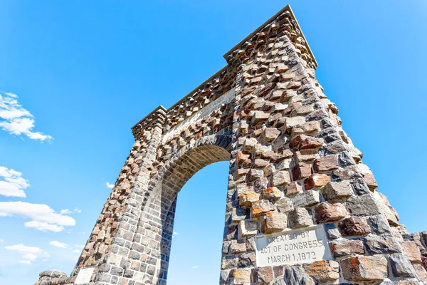 Low Angle View Historic Roosevelt Arch North Entrance Yellowstone National — Stock Photo, Image