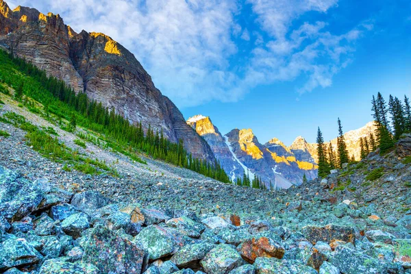 Scree Slopes Tower Babel Consolation Lakes Trail Moraine Lake Banff — Stock Photo, Image