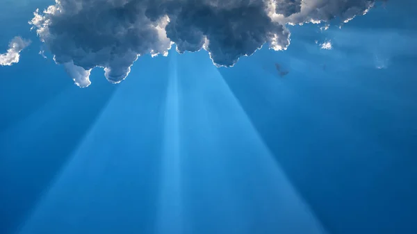 Amplio Rayo Sol Bajo Una Nube Azul Cielo Horizontalmente Panorámica — Foto de Stock