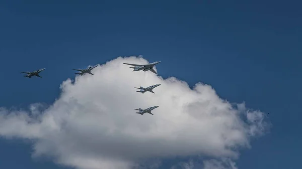 Samoloty Bojowe Sił Zbrojnych Federacji Rosyjskiej Paradzie Dniu Zwycięstwa Maja — Zdjęcie stockowe