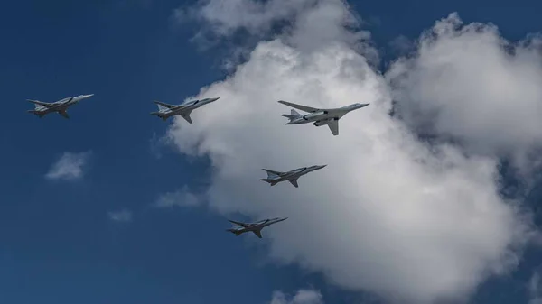 Πολεμικά Αεροσκάφη Των Ενόπλων Δυνάμεων Της Ρωσικής Ομοσπονδίας Στην Παρέλαση — Φωτογραφία Αρχείου