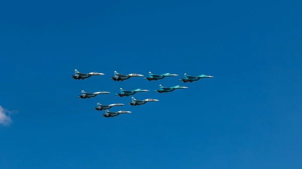 Aviones Combate Las Fuerzas Armadas Federación Rusa Desfile Del Día —  Fotos de Stock