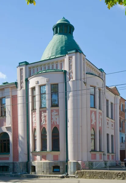 Una Vieja Casa Krasnodar Centro Ciudad Con Edificios Históricos —  Fotos de Stock