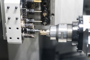 Otomotiv bölümü cnc Torna Makinesi, çoklu eksen Cnc Torna ve freze, tarafından yüksek duyarlık parçası üretim süreci freze ile tarafından karbür frezeler işleme operatörü
