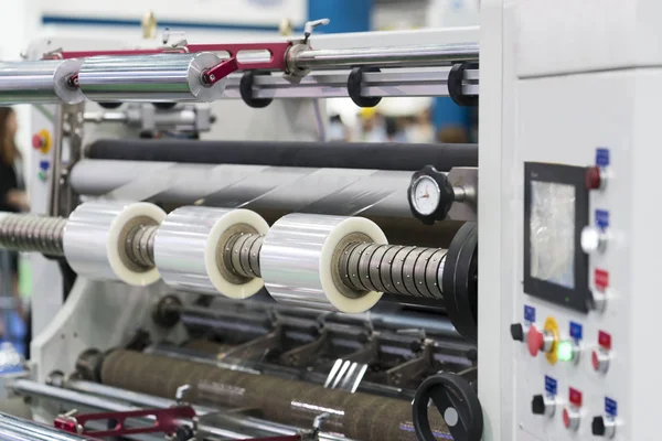 Plastik torba ve kağıt kutulu otomatik paketleme makinesi endüstriyel gıda ürünleri için yüksek hızlı paketleme makinesi, yüksek teknoloji üretim süreci