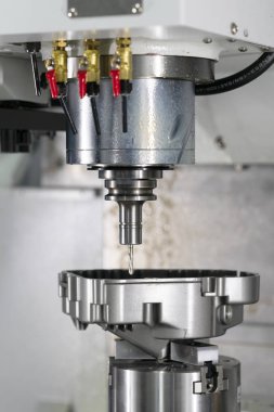 CNC İşleme Merkezi kesme kalıp
