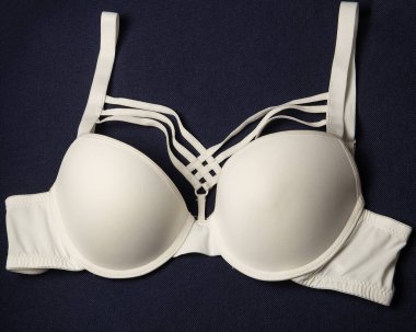 Özel tasarım el yapımı dantel iç çamaşırı..