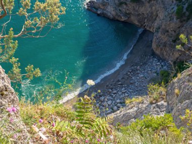 İtalya 'nın güzel kıyı kasabaları - Amalfi sahilinde manzaralı Positano