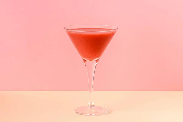 Strawberry Smoothie Cup Pink Yellow Background Minimalist Image — Stock Photo, Image
