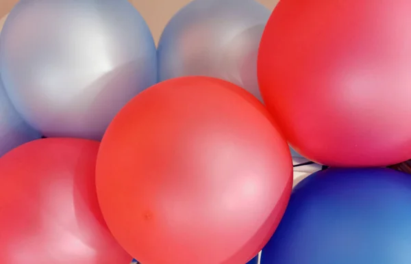 Fond Ballons Gonflables Rouges Bleus — Photo