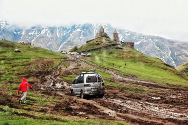 Zor yol tepeye