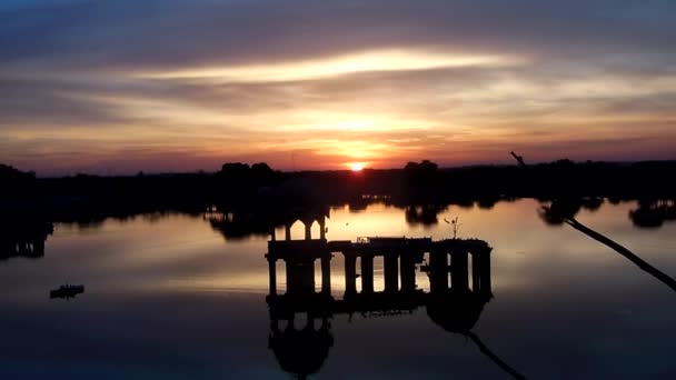 Jaisalmer Rajasthan的Gadsisar Sagar湖日出美景 — 图库视频影像