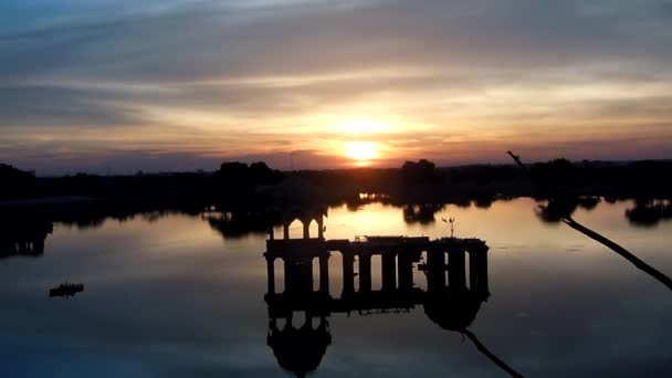 Jaisalmer Rajasthan的Gadsisar Sagar湖日出美景 — 图库视频影像