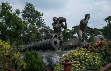 Jorhat Assam 'daki Lachit Borphukan Heykeli. Anma Töreni Generali Lachit Borphukan