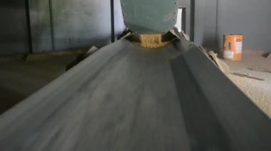 Tahıl için silo asansör taşıyıcı sistemi, silonun taşıyıcı bandı.