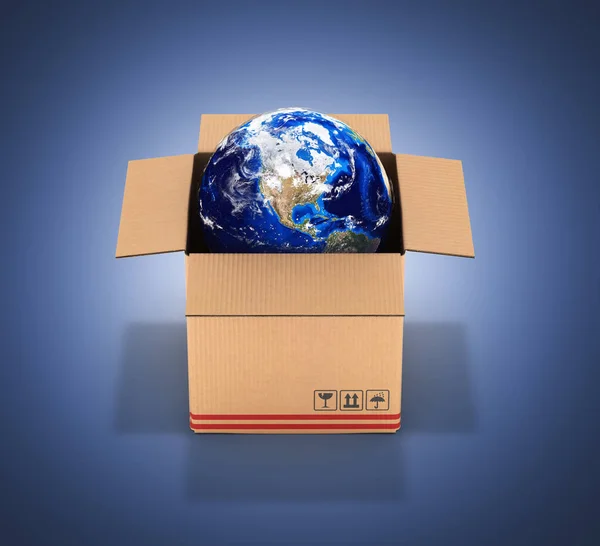 Земля в картонной коробке на темно-синем градиентном фоне 3d — стоковое фото