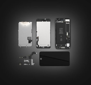 Siyah degrade arka planda akıllı telefon bileşenlerinin düz Lay t