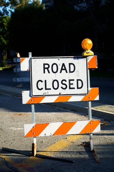 Road Closed Temporary Sign Displayed Middle Street Sewer Construction — Stock Photo, Image
