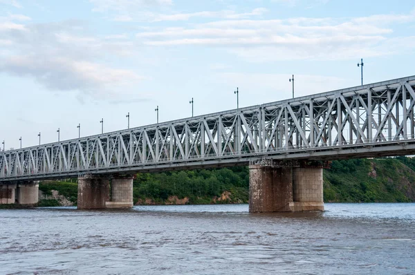 Rusia Khabarovsk Agustus 2019 Jembatan Jalan Sungai Amur Kota Khabarovsk — Stok Foto