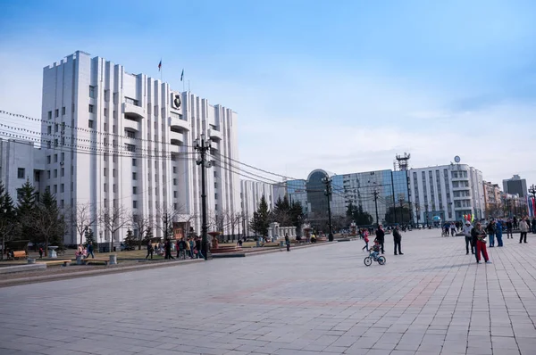 Rusia Khabarovsk Mayo 2019 Edificio Administración Blanca Plaza Lenin —  Fotos de Stock