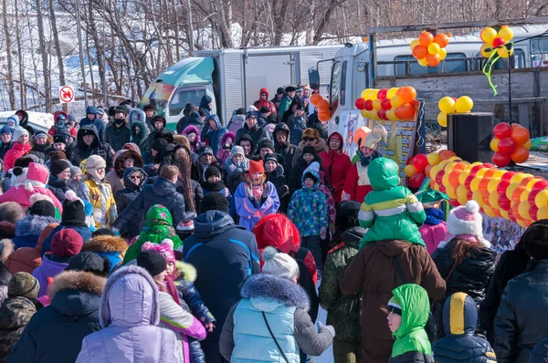 Россия Хабаровск Февраля Прогулки Масленичном Фестивале — стоковое фото