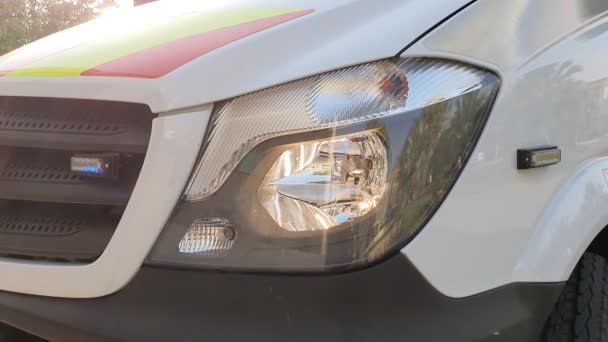 Front Left Emergency Warning Headlights Ambulance Showing Colored Red White — Stock Video