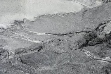 fly ash desen yağmur ve su akışı sırasında.