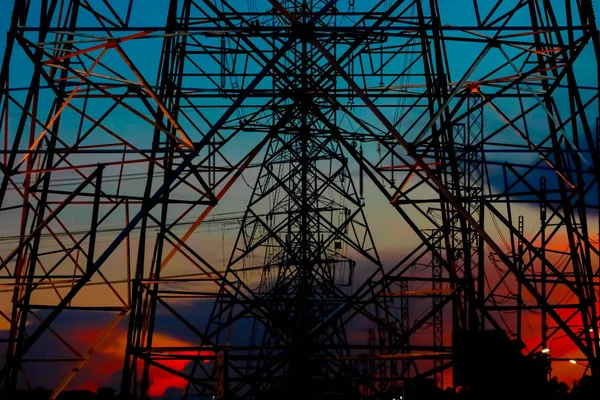 Elkraft Koncept Högspänning Tower Och Electric Pole Med Twilight Himmel — Stockfoto