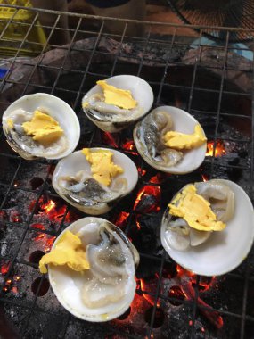 kabuklu, hoy pok koh Larne (Geloina sp.) olarak bilinen Tay yerel gıda