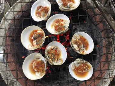 kabuklu, hoy pok koh Larne (Geloina sp.) olarak bilinen Tay yerel gıda.