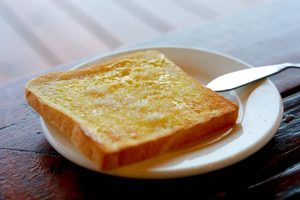 Хлеб Столе Утрам — стоковое фото