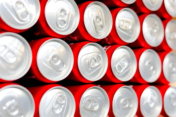 Alüminyum kutular. Kapak alüminyum kutular. Alüminyum kutular. Üstten görünüm. Alüminyum kutular.