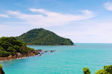 Chanthaburi Tayland ada ve temiz deniz Nang Phaya Hill manzara noktada bulunan