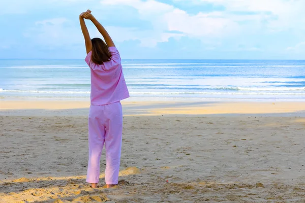 Lovely Girl Wearing Pajamas Relax Enjoy Clean Air Beach Morning — Stock Photo, Image