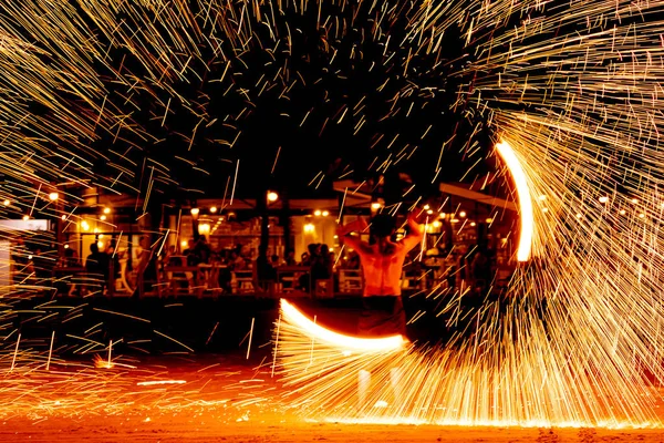 Ateşi Dans Denize Sıfır Tayland Doğu Kıyısında Plaj Üzerinde — Stok fotoğraf