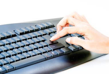 kadın parmak işareti için klavyenizdeki enter