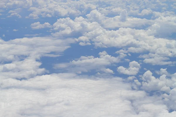 Cloudscape 白い雲空の抽象的な背景 — ストック写真