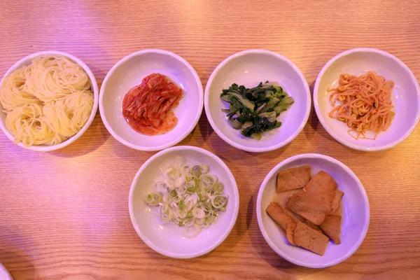 Samgaetang Sopa Pollo Con Ginseng Comida Coreana Tradicional —  Fotos de Stock