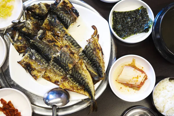 Élelmiszer Koreai Koreai Hal Stílus Sült Makréla — Stock Fotó