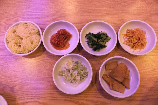 Samgaetang Sopa Pollo Con Ginseng Comida Coreana Tradicional — Foto de Stock