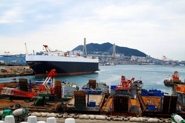 Operações Navios Carga Terminal Carga Contentores Porto Busan — Fotografia de Stock