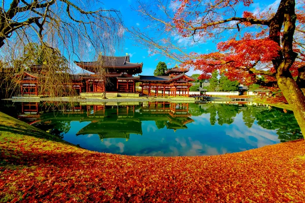 Храм Бёдо Киото Буддийский Храм Внесенный Список Всемирного Наследия Юнеско — стоковое фото