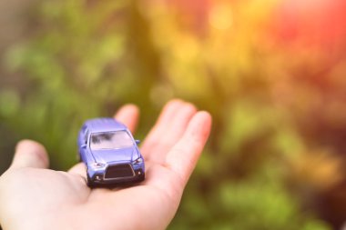 El, ulaşım kavramı, sigorta kavramı küçük araba