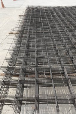endüstriyel yapı oluşturmak için çelik takviye
