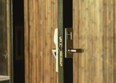 Kapı anahtarı kapatalım